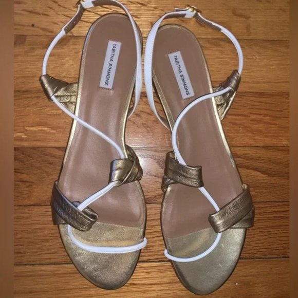 Tabitha Simmons Gold and White Flat Leather Sandals Size 39.5 - Picture 1 of 3